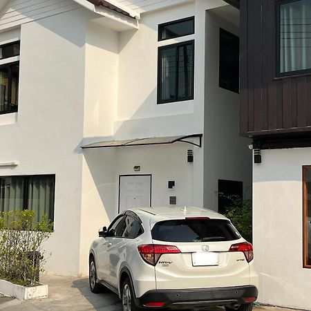 צ'יאנג מאי Baan 9 Muang Small House מראה חיצוני תמונה